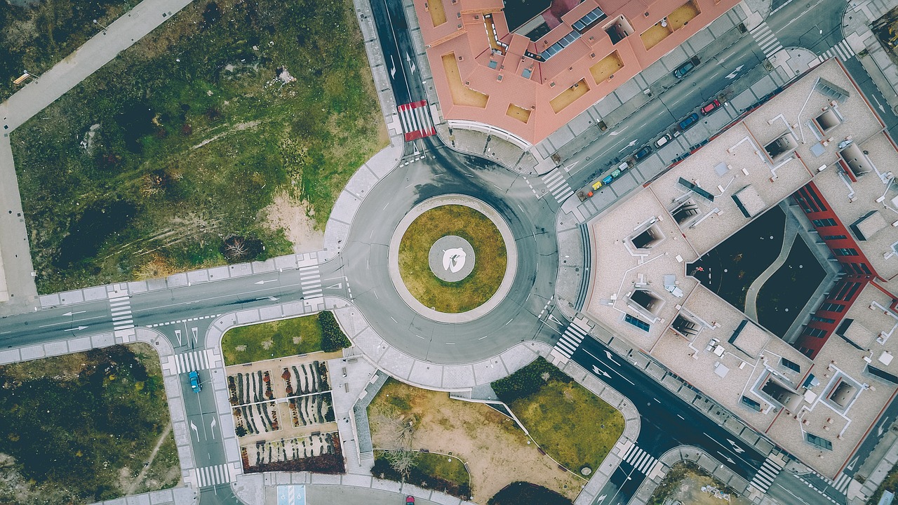 中国2025弯道超车，中国2025年弯道超车，实现跨越式发展