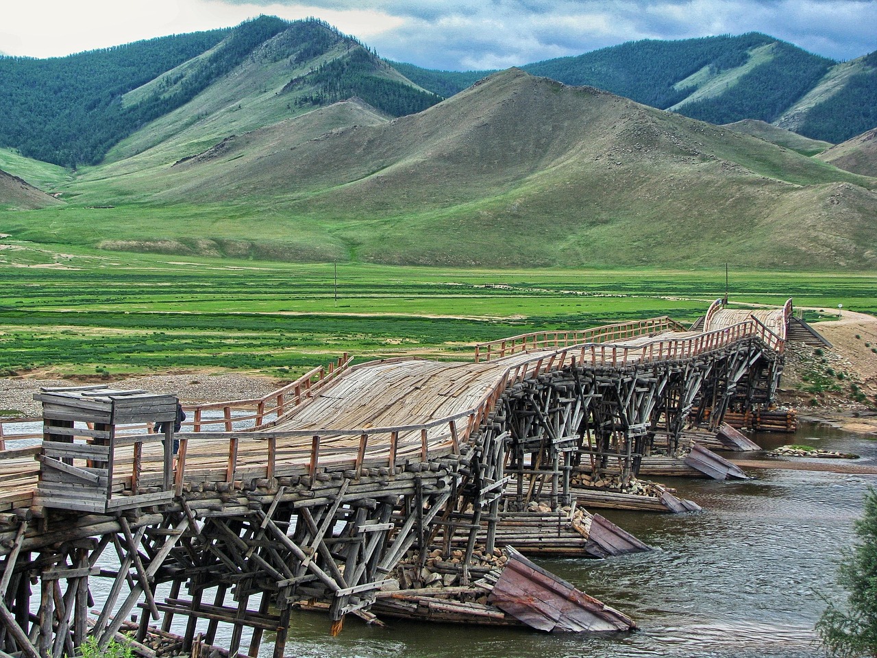 林芝生态旅游的发展成果·实时报道，林芝生态旅游发展成果实时更新，生态旅游成果展示与报道