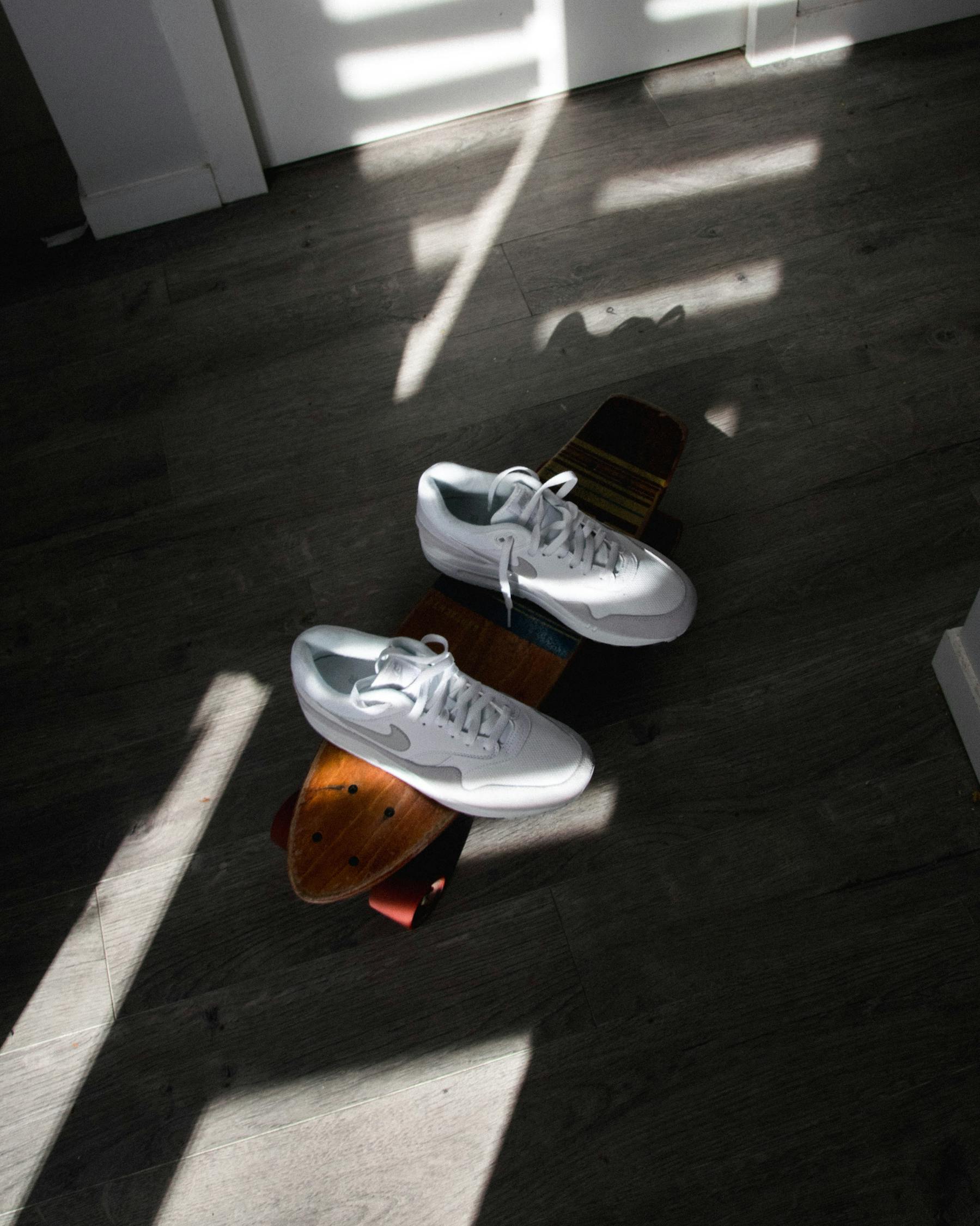 Nike官网最新抢购鞋款盘点，潮流尖货，不容错过！，Nike官网热销鞋款大汇总，潮流新品，抢购指南！
